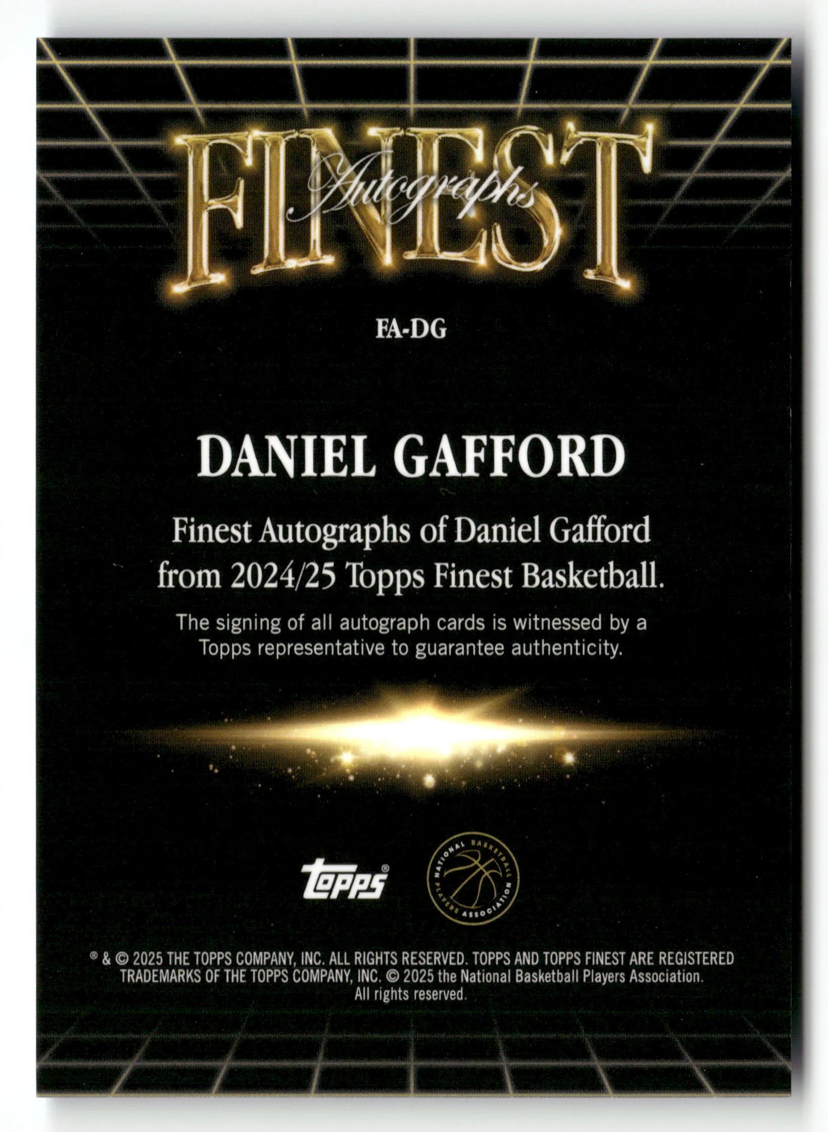 2024-25 Finest #FA-DG Daniel Gafford Finest Auto Blue Geometric Refractor #/99 - Image 2