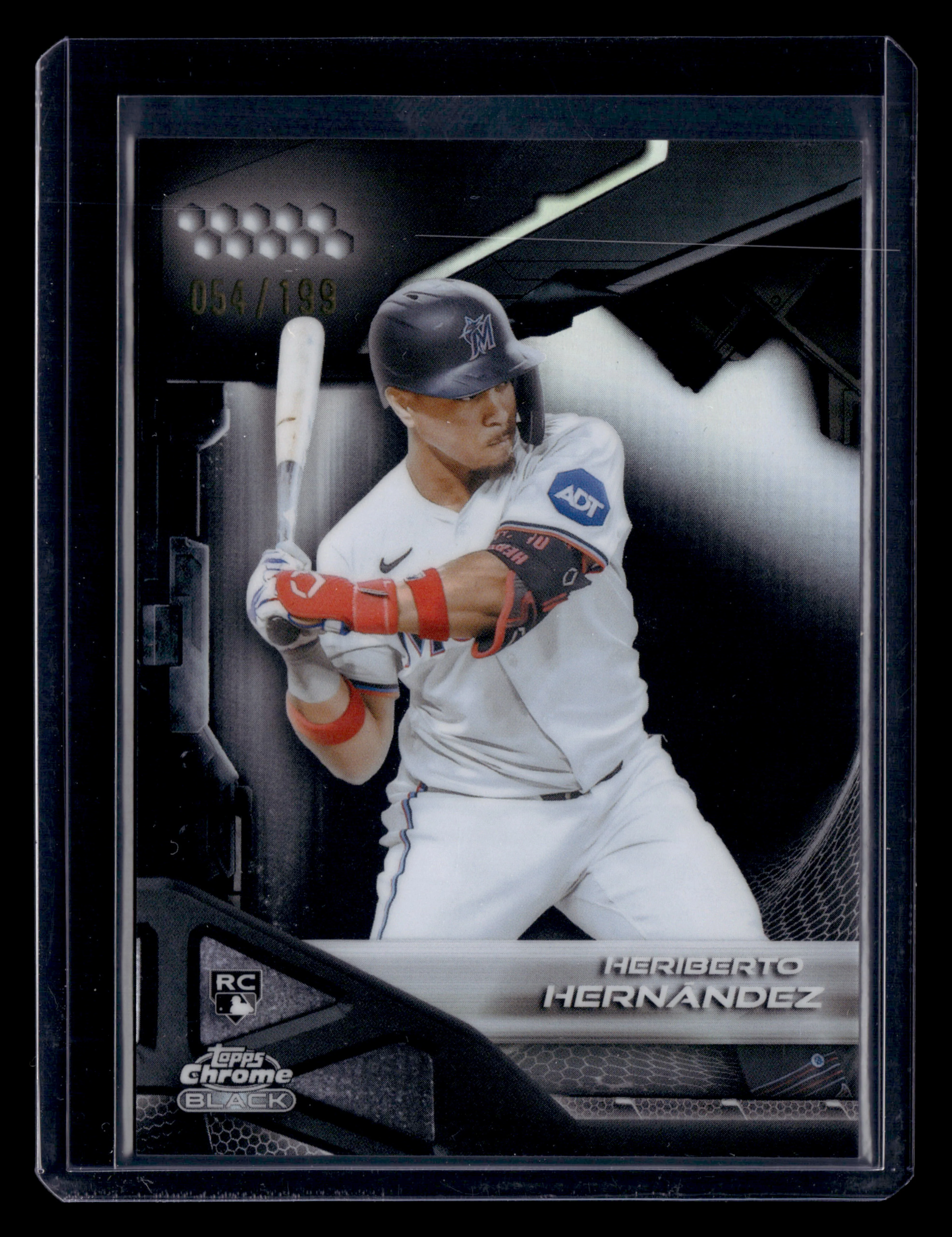 2026 Topps Chrome Black #121 Heriberto Hernández Refractor #/199 Rookie